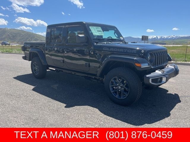 2026 Jeep Gladiator 85th Anniversary Edition Auto's photo