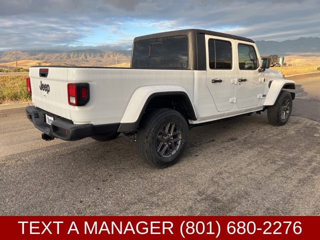 New 2025 Jeep Gladiator SPORT S 4X4 Pickup
