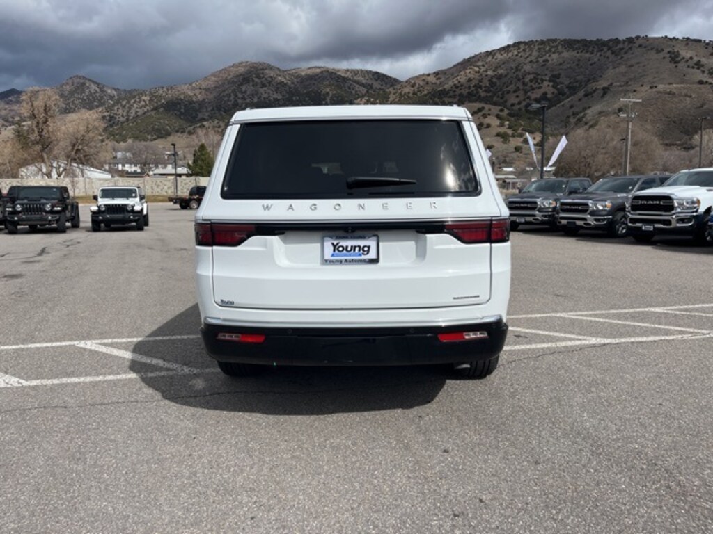 Used 2024 Jeep Wagoneer Series II SUV