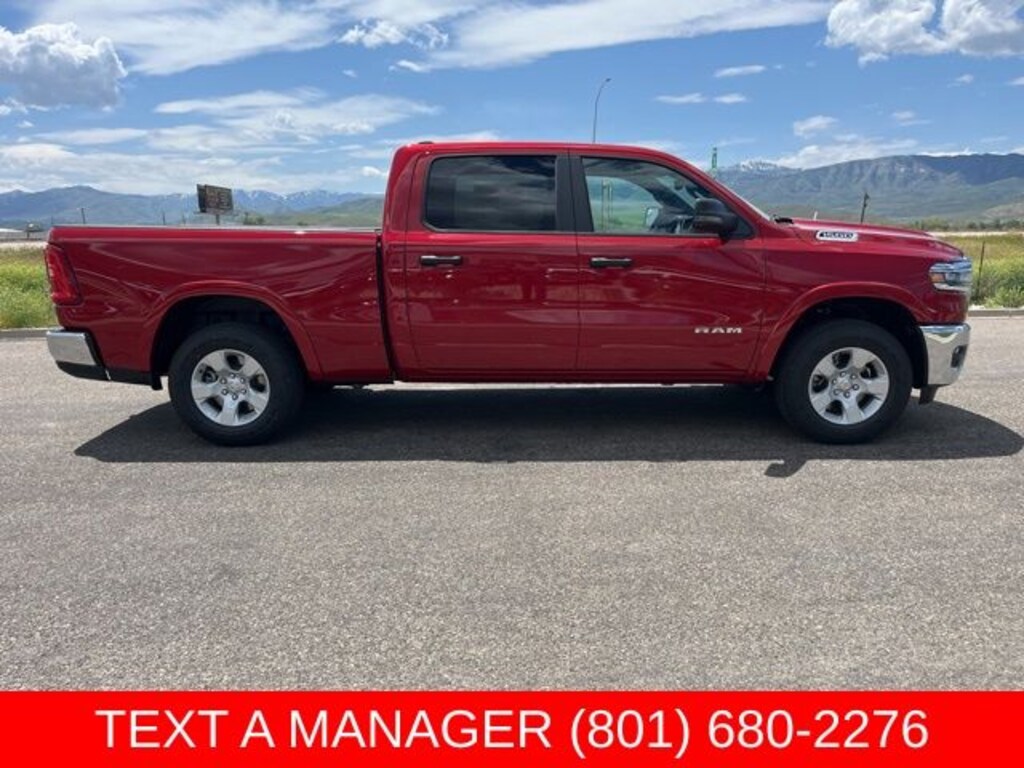 New 2026 Ram 1500 BIG HORN CREW CAB 4X4 6'4 BOX Pickup
