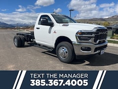 2026 Ram 3500 Chassis Cab TRADESMAN  REGULAR  4X4 84' CA Pickup