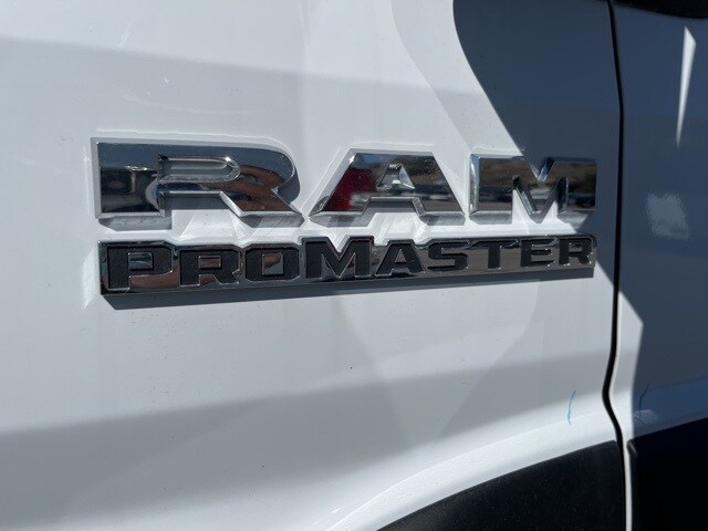 2024 Ram ProMaster 3500 Cutaway photo 3