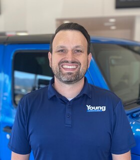 Staff member Stefen Jones from ID_21e405aa9060