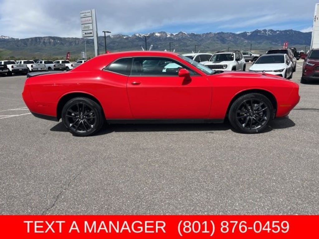 Used 2023 Dodge Challenger SXT Coupe