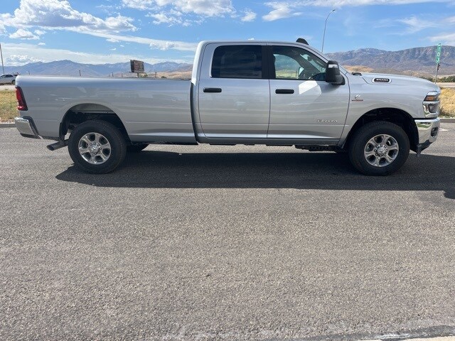 2026 Ram 3500 Big Horn photo 2