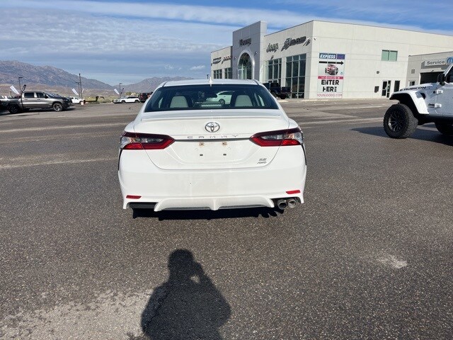 2023 Toyota Camry SE photo 4