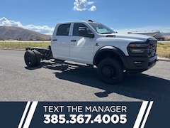 2026 Ram 5500 Chassis Cab TRADESMAN  CREW  4X4 60' CA Pickup