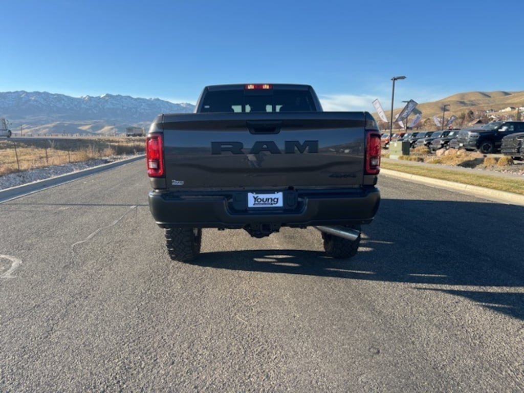 New 2026 Ram 2500 WARLOCK CREW CAB 4X4 6'4 BOX Pickup