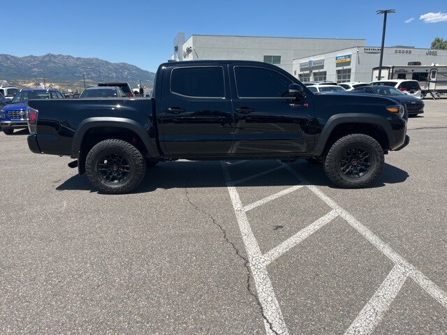 2021 Toyota Tacoma TRD Pro photo 2