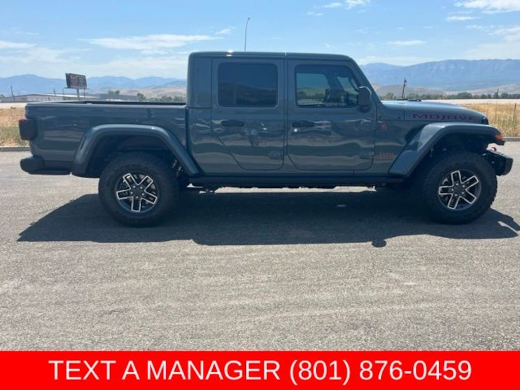 New 2026 Jeep Gladiator MOJAVE X 4X4 Pickup