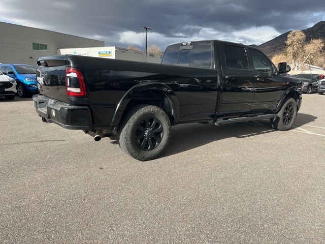 2019 Ram 3500 Laramie photo 3