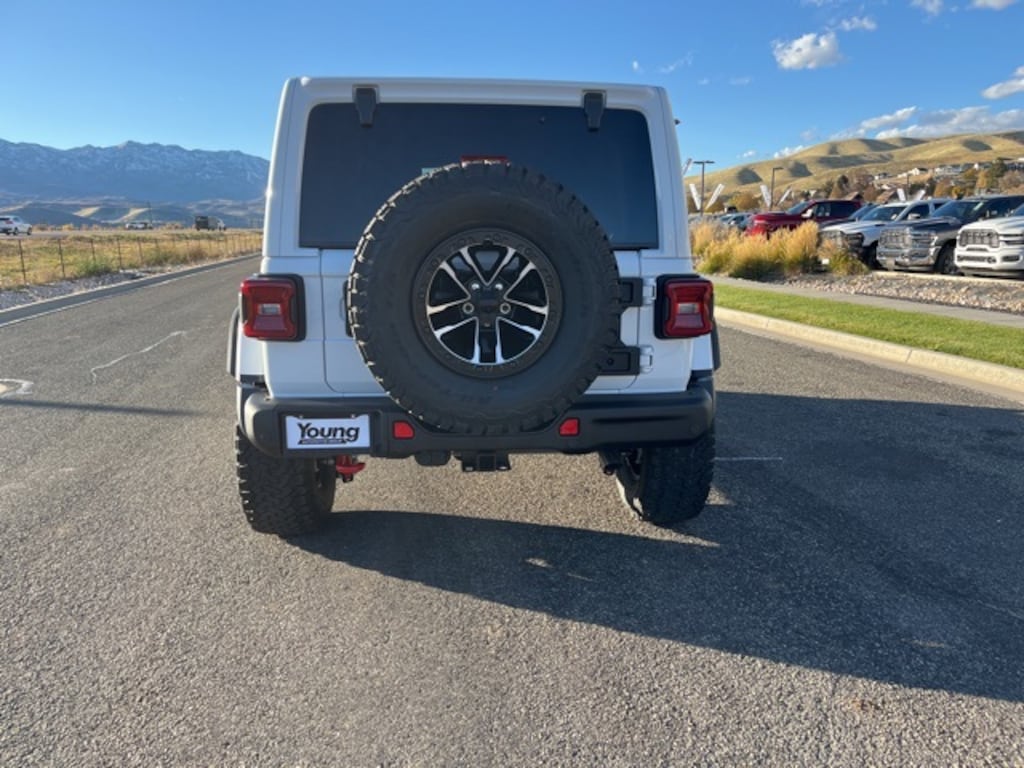New 2026 Jeep Wrangler 4-DOOR RUBICON X Sport Utility