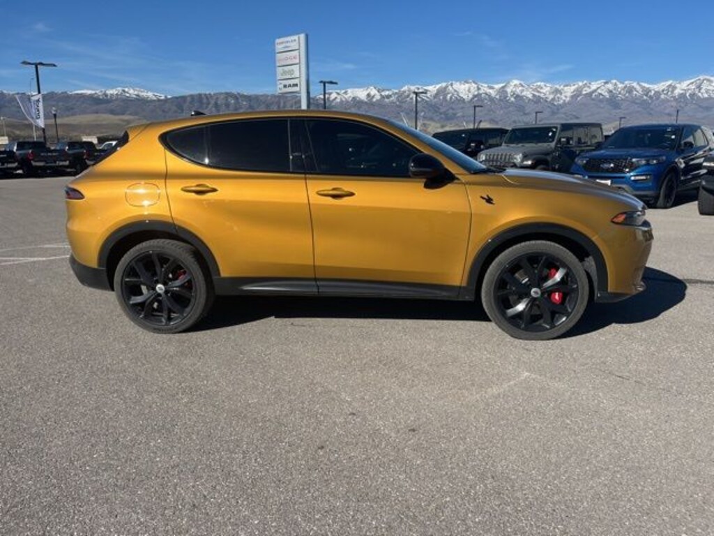 Used 2024 Dodge Hornet R/T Plus SUV