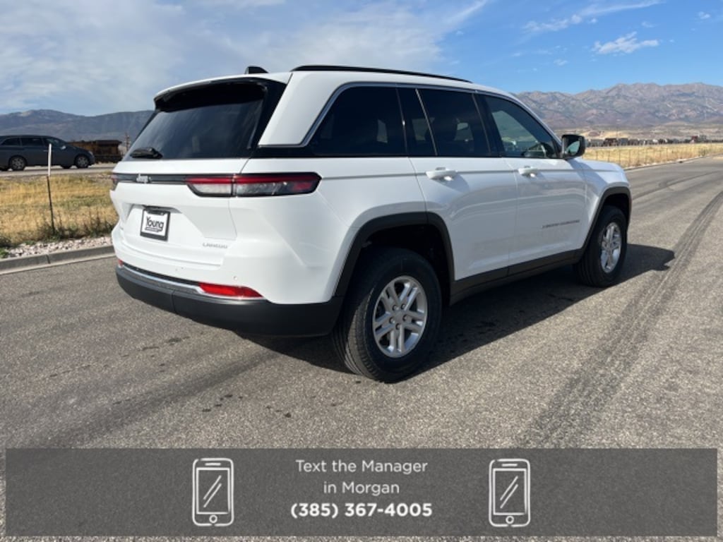 New 2025 Jeep Grand Cherokee LAREDO 4X4 Sport Utility