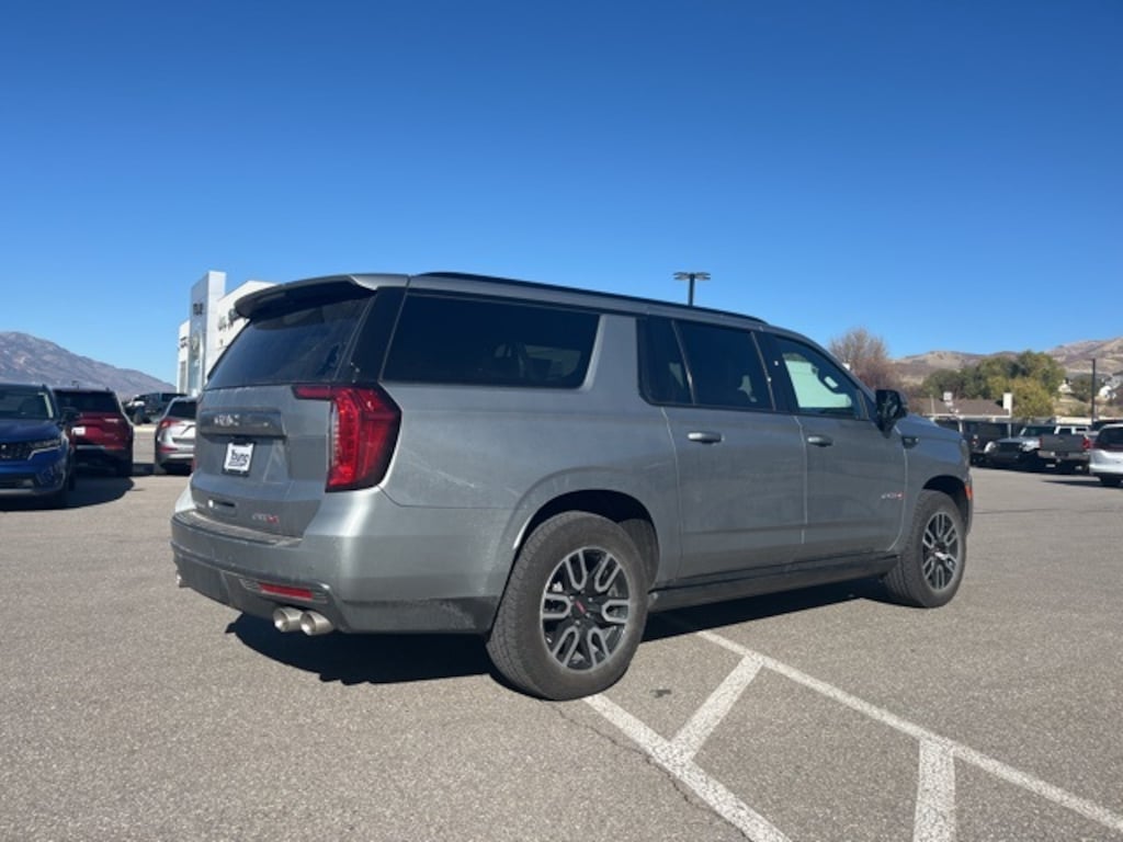 Used 2024 GMC Yukon XL AT4 SUV