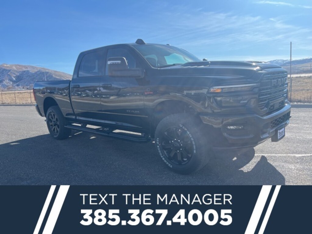 New 2026 Ram 3500 LARAMIE CREW CAB 4X4 6'4 BOX Pickup