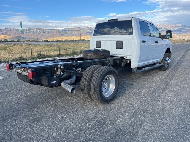 2026 Ram 3500 Tradesman photo 3