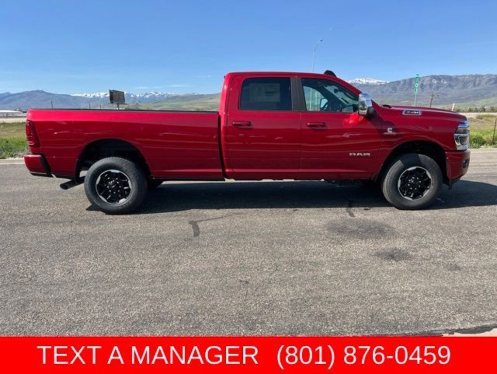 New 2026 Ram 3500 LARAMIE CREW CAB 4X4 8' BOX Pickup