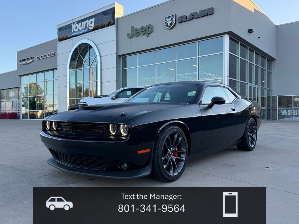 Used 2023 Dodge Challenger R/T Coupe
