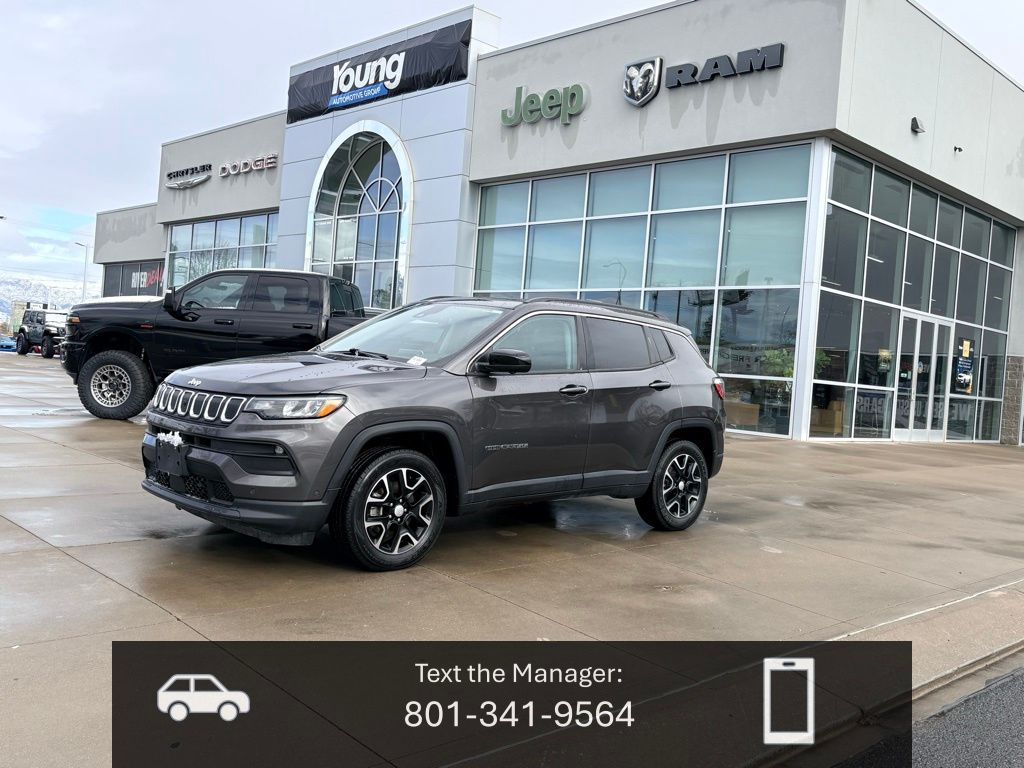 2022 Jeep Compass Latitude's photo