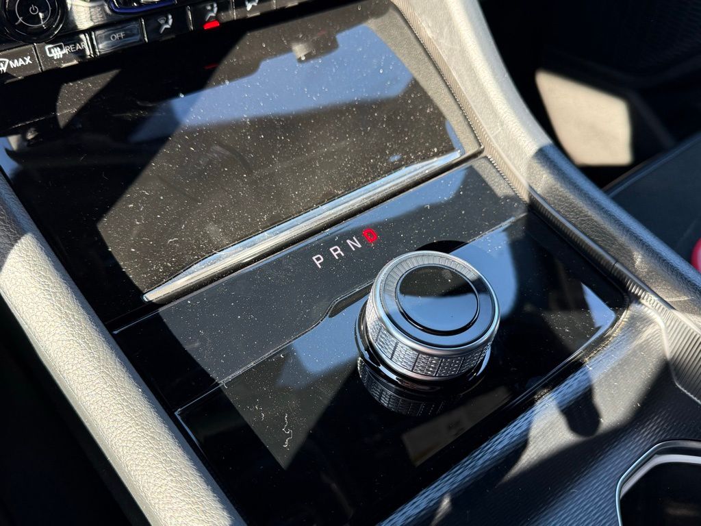 2025 Jeep Grand Cherokee Altitude photo 4