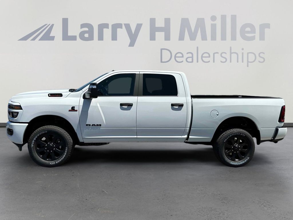 2025 Ram 2500 Big Horn photo 2