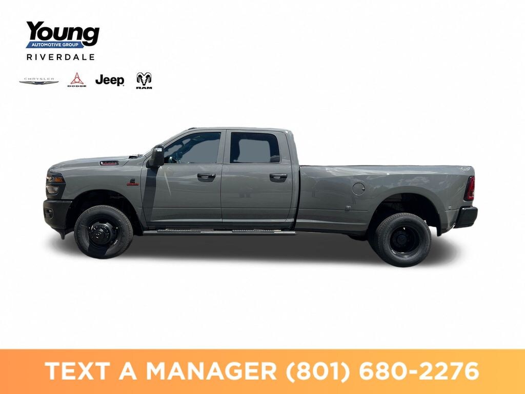 New 2026 Ram 3500 TRADESMAN CREW CAB 4X4 8' BOX Pickup