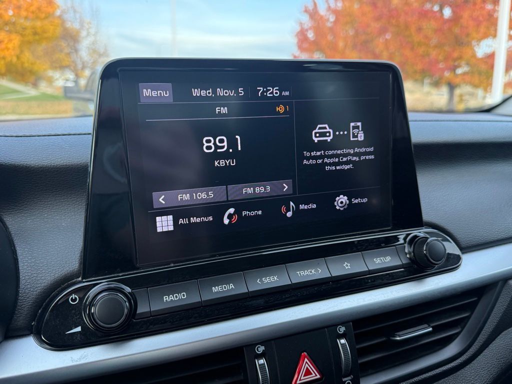 2023 Kia Forte LXS photo 3