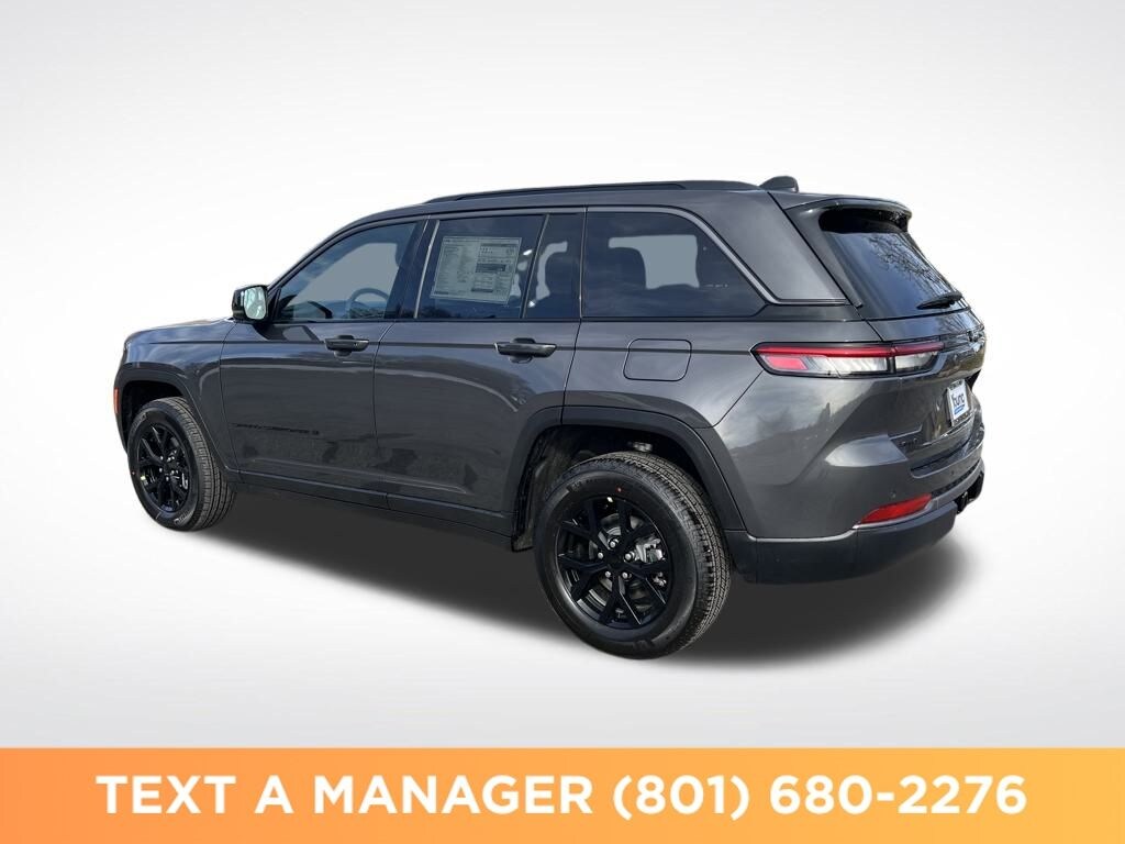 New 2026 Jeep Grand Cherokee LAREDO ALTITUDE 4X4 Sport Utility