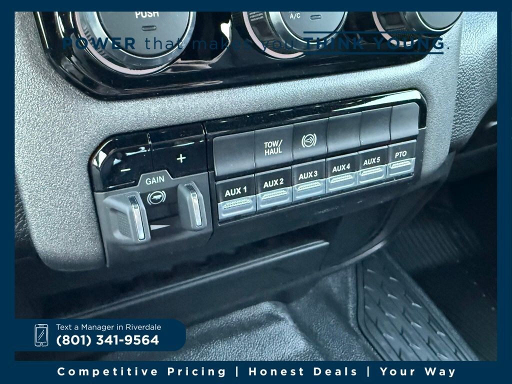 New 2026 Ram 5500 Chassis Cab TRADESMAN CREW 4X4 84' CA Pickup