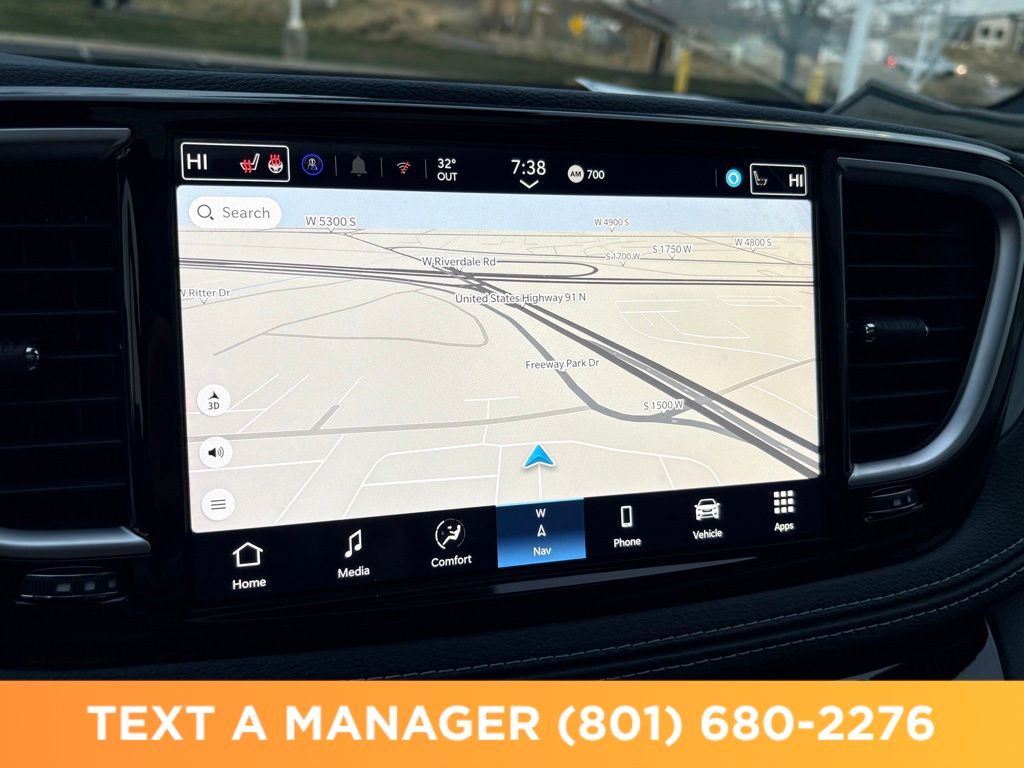 2026 Chrysler Pacifica Limited - Photo 28