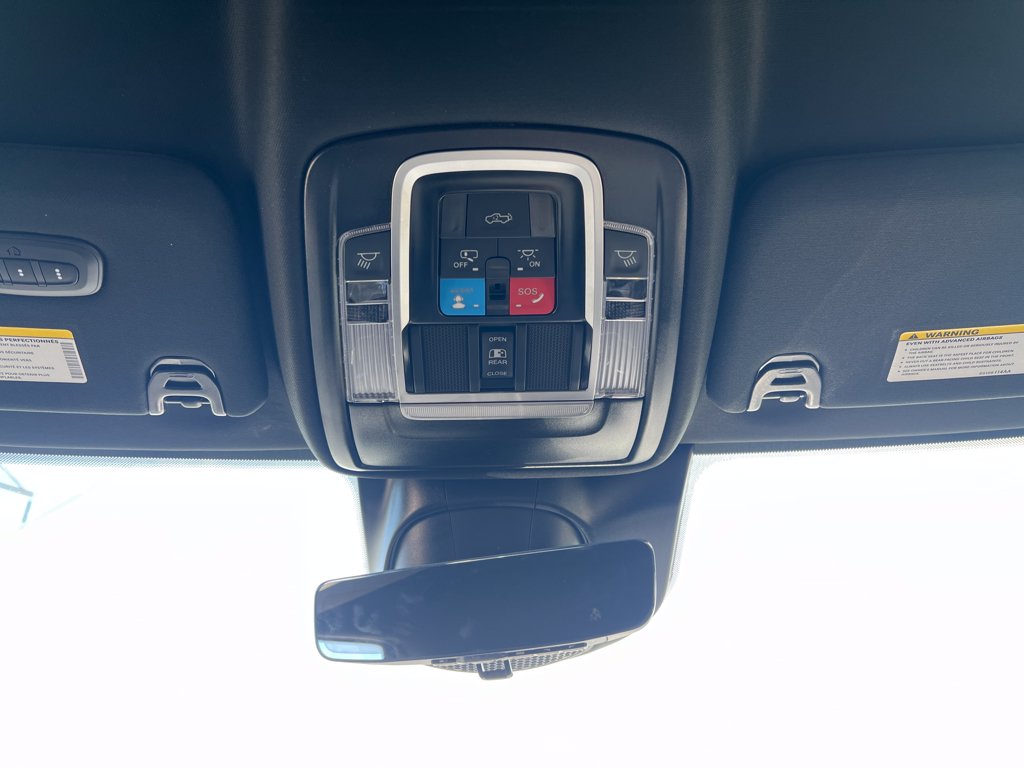 2026 RAM 3500 Laramie - Photo 21