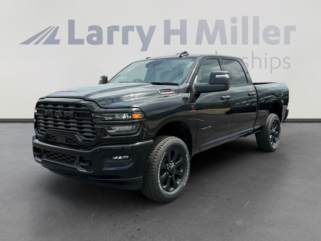 New 2025 Ram 2500 BIG HORN CREW CAB 4X4 6'4 BOX Pickup