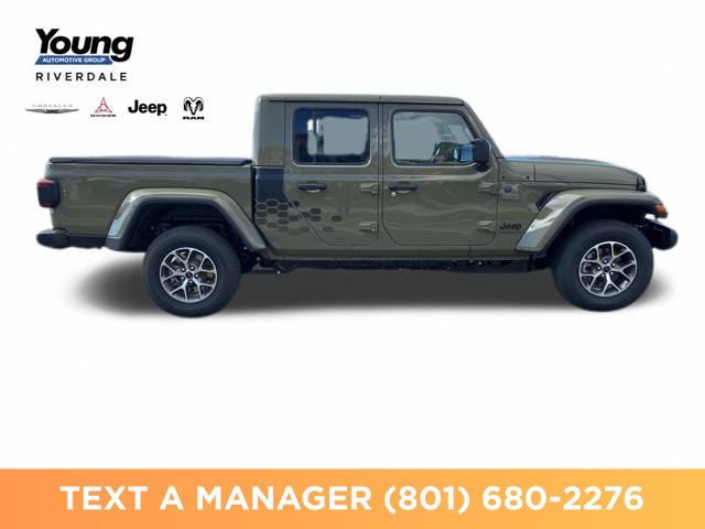 New 2026 Jeep Gladiator SPORT 4X4 Pickup