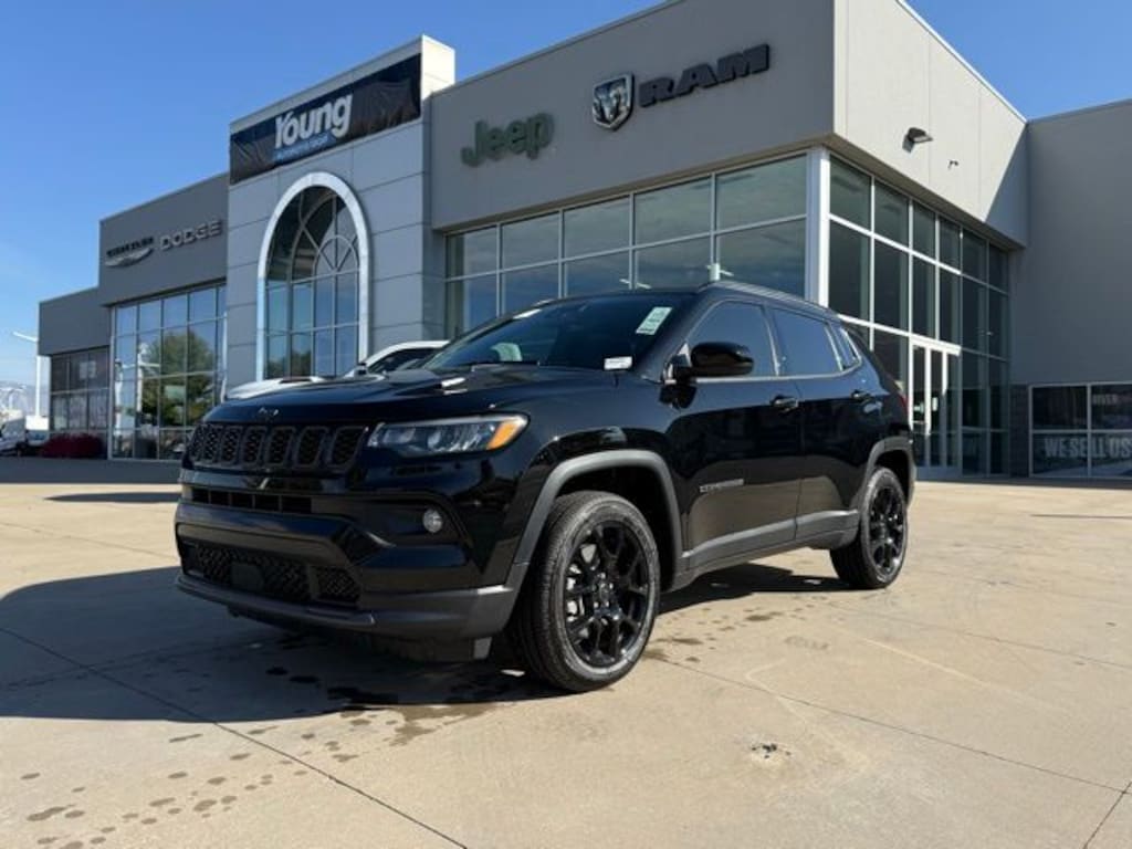 New 2025 Jeep Compass LATITUDE 4X4 Sport Utility