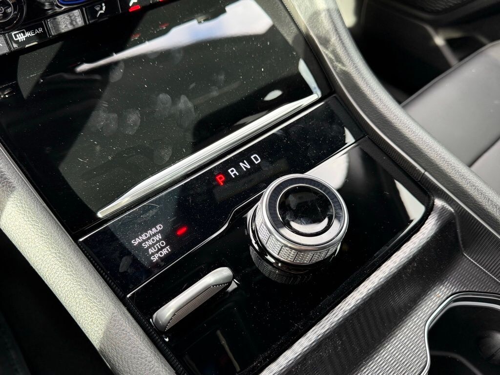 New 2025 Jeep Grand Cherokee L LIMITED 4X4 Sport Utility