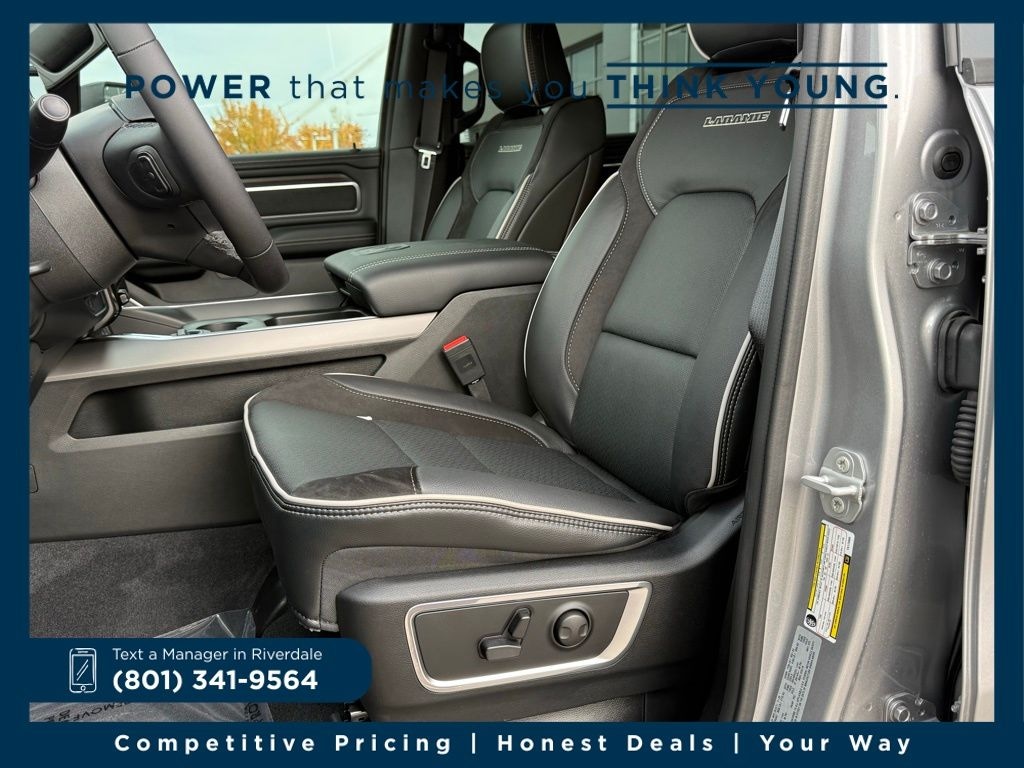 New 2026 Ram 1500 LARAMIE CREW CAB 4X4 5'7 BOX Pickup