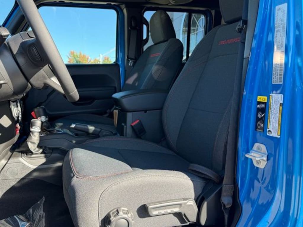 New 2025 Jeep Wrangler 4-DOOR RUBICON Sport Utility