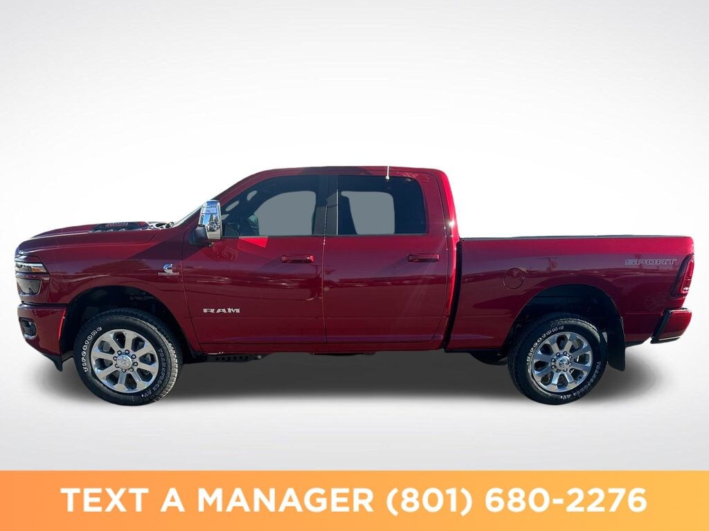 New 2026 Ram 3500 LARAMIE CREW CAB 4X4 6'4 BOX Pickup