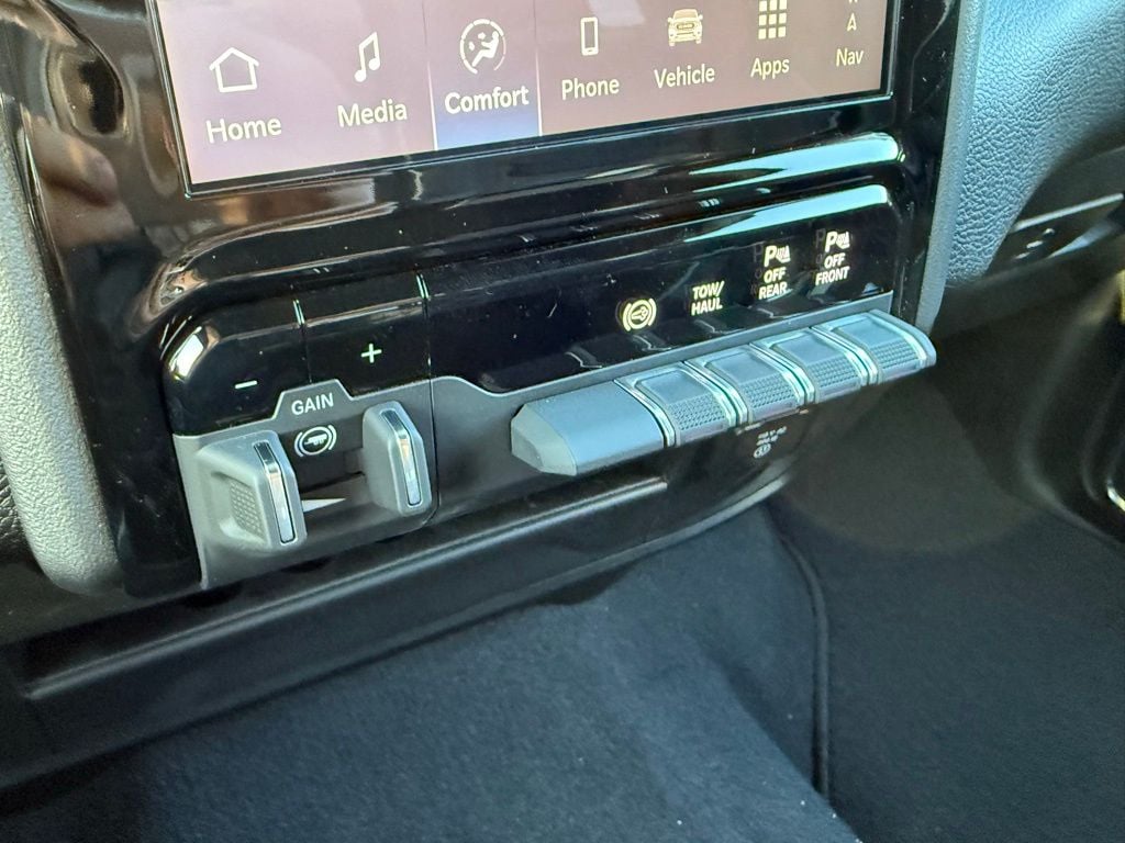 New 2026 Ram 2500 LARAMIE MEGA CAB 4X4 6'4 BOX Pickup