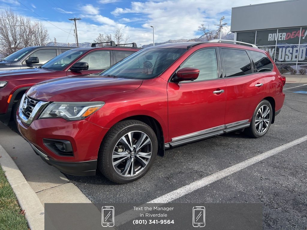2017 Nissan Pathfinder Platinum