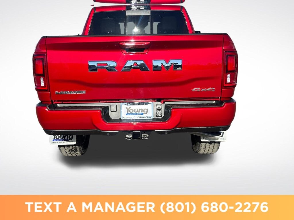 New 2026 Ram 3500 LARAMIE CREW CAB 4X4 6'4 BOX Pickup