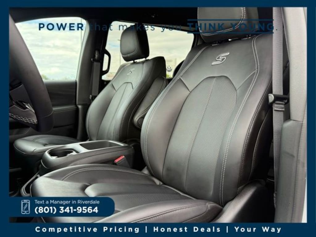 New 2026 Chrysler Pacifica SELECT AWD Passenger Van