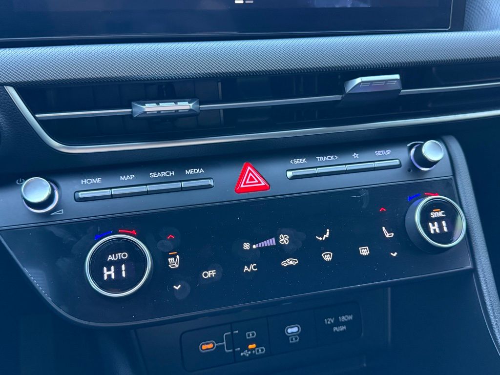 2024 Hyundai Sonata SEL photo 4