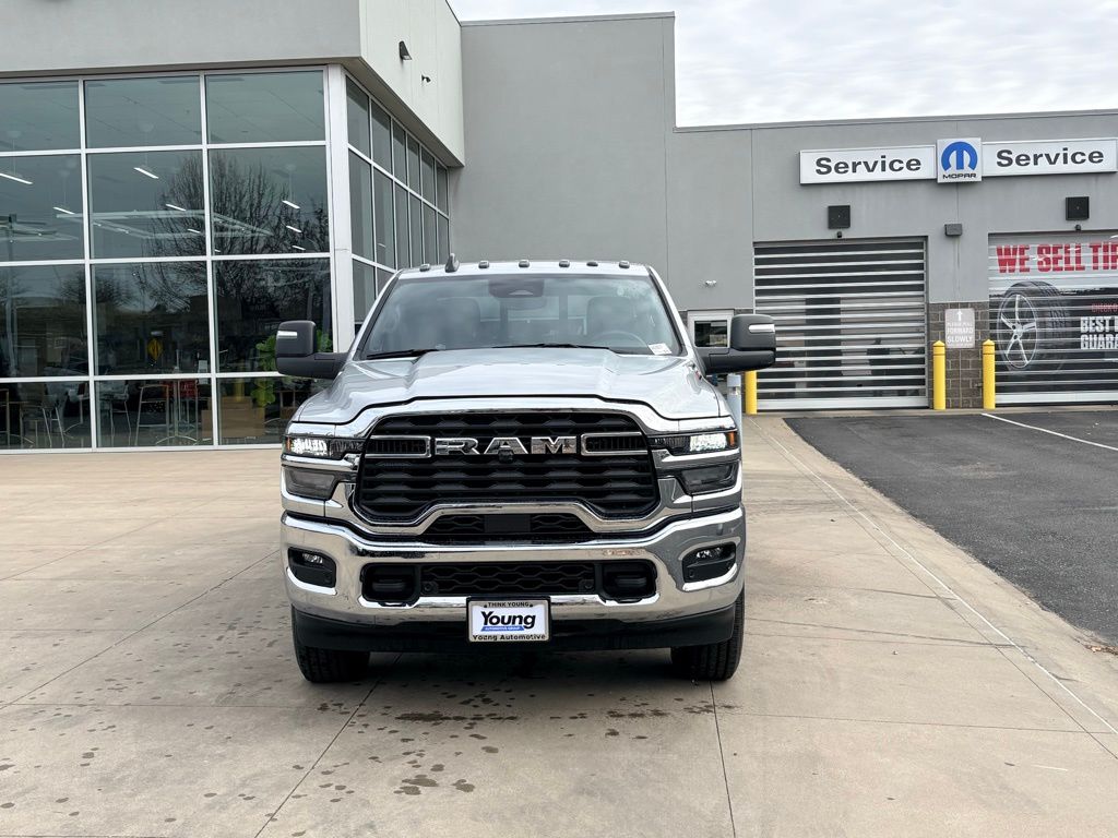 2026 Ram 2500 Tradesman photo 2