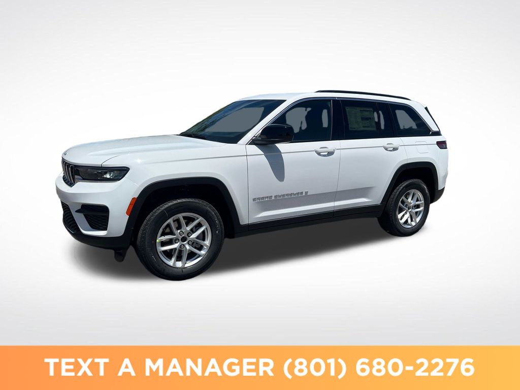 2026 Jeep Grand Cherokee Laredo X 4x4's photo