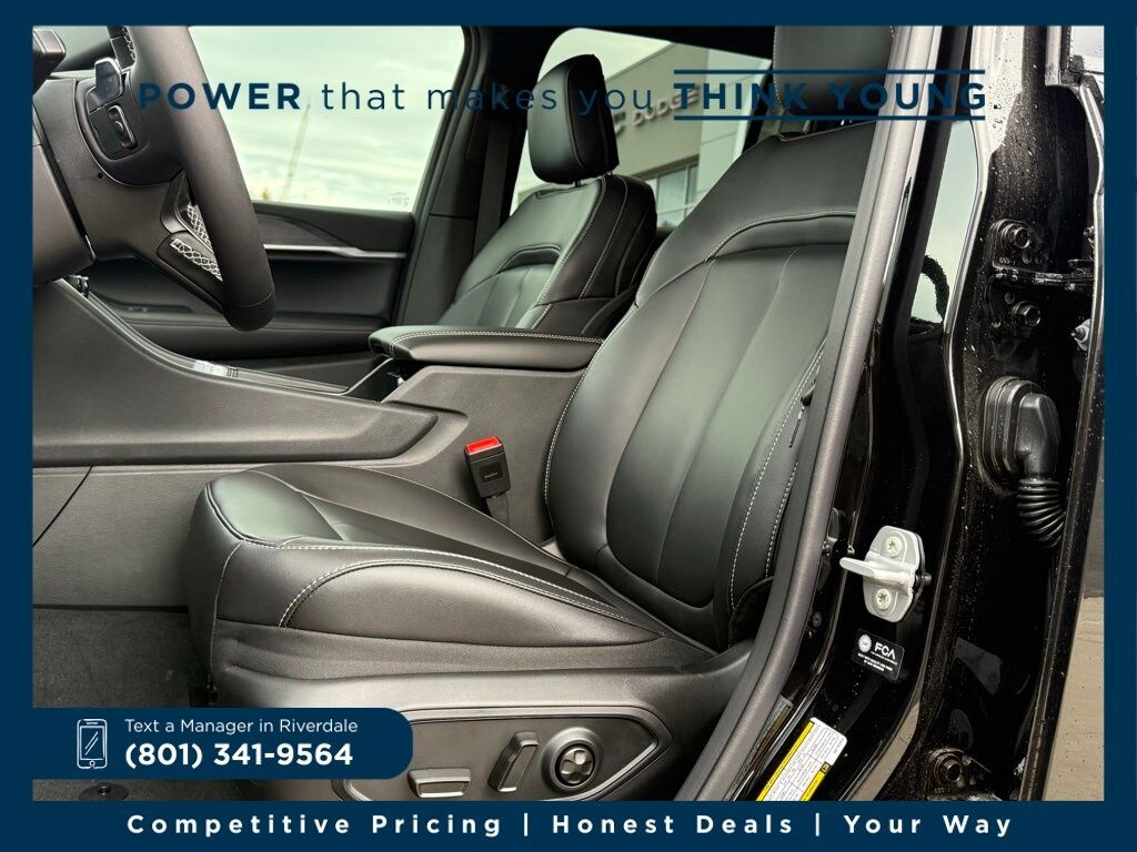 New 2025 Jeep Grand Cherokee LIMITED 4X4 Sport Utility