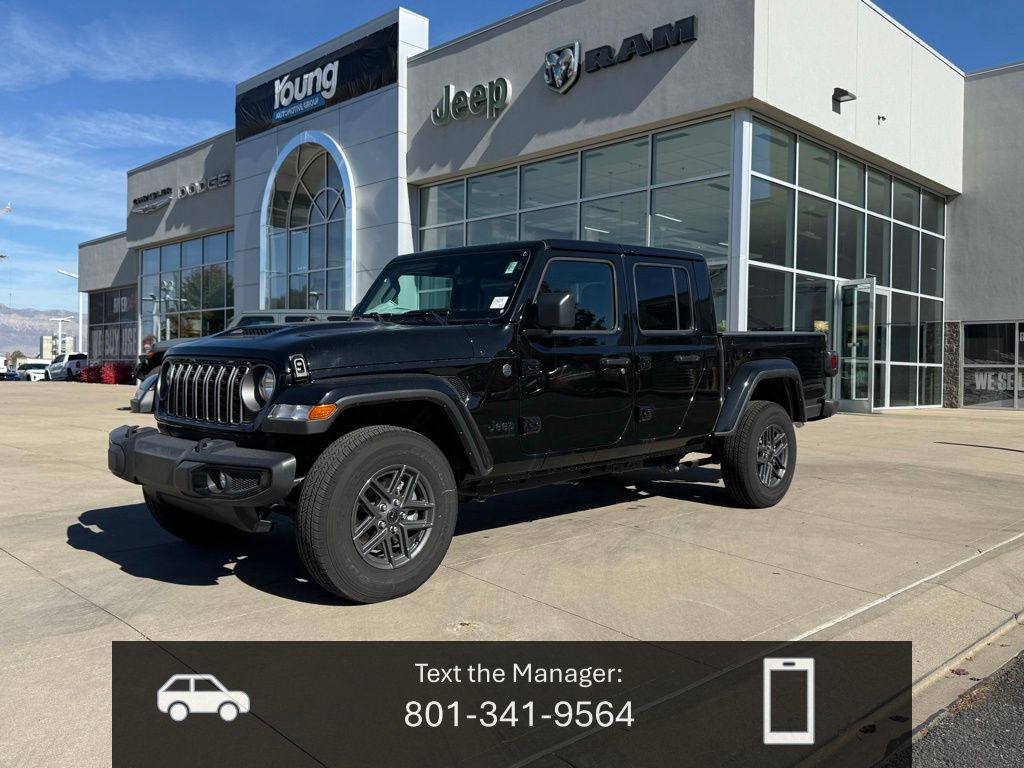 2025 Jeep Gladiator Sport S's photo