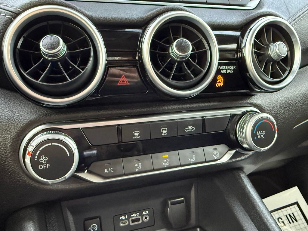 2024 Nissan Sentra SV photo 4