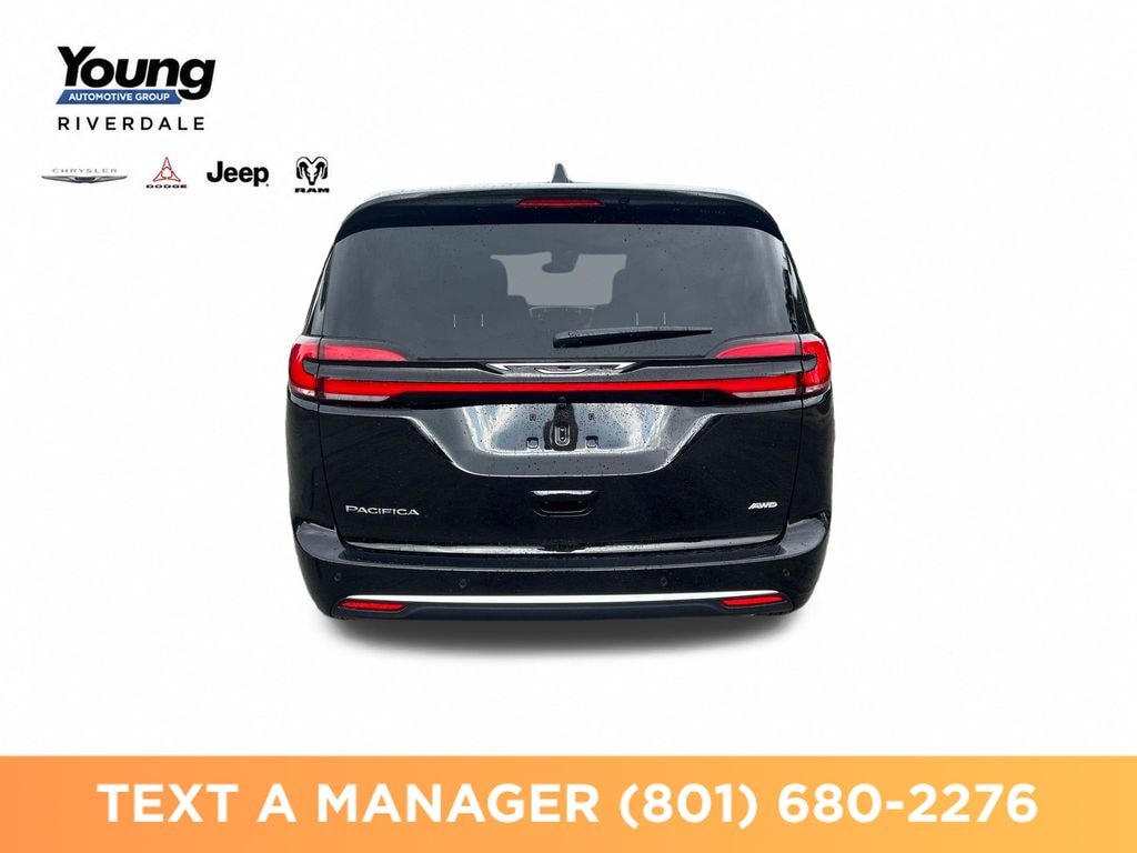 New 2027 Chrysler Pacifica SELECT AWD Passenger Van